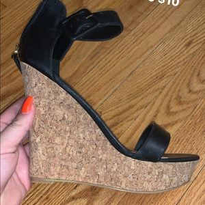 Shoe dazzle wedges